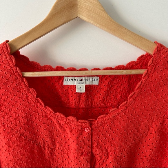 Tommy Hilfiger Women's Orange Red Sleeveless Eyelet Button Down Top Size 16 - Picture 4 of 8